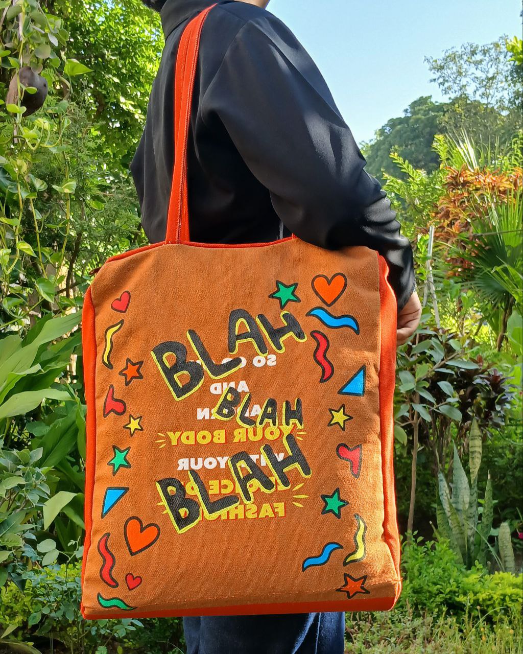 Esente Tote Bag