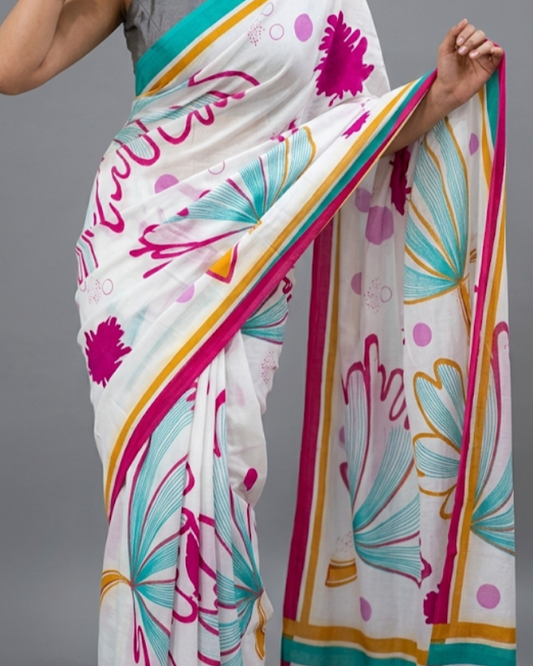 Jhoka Saree – A Soft Breeze of Love
