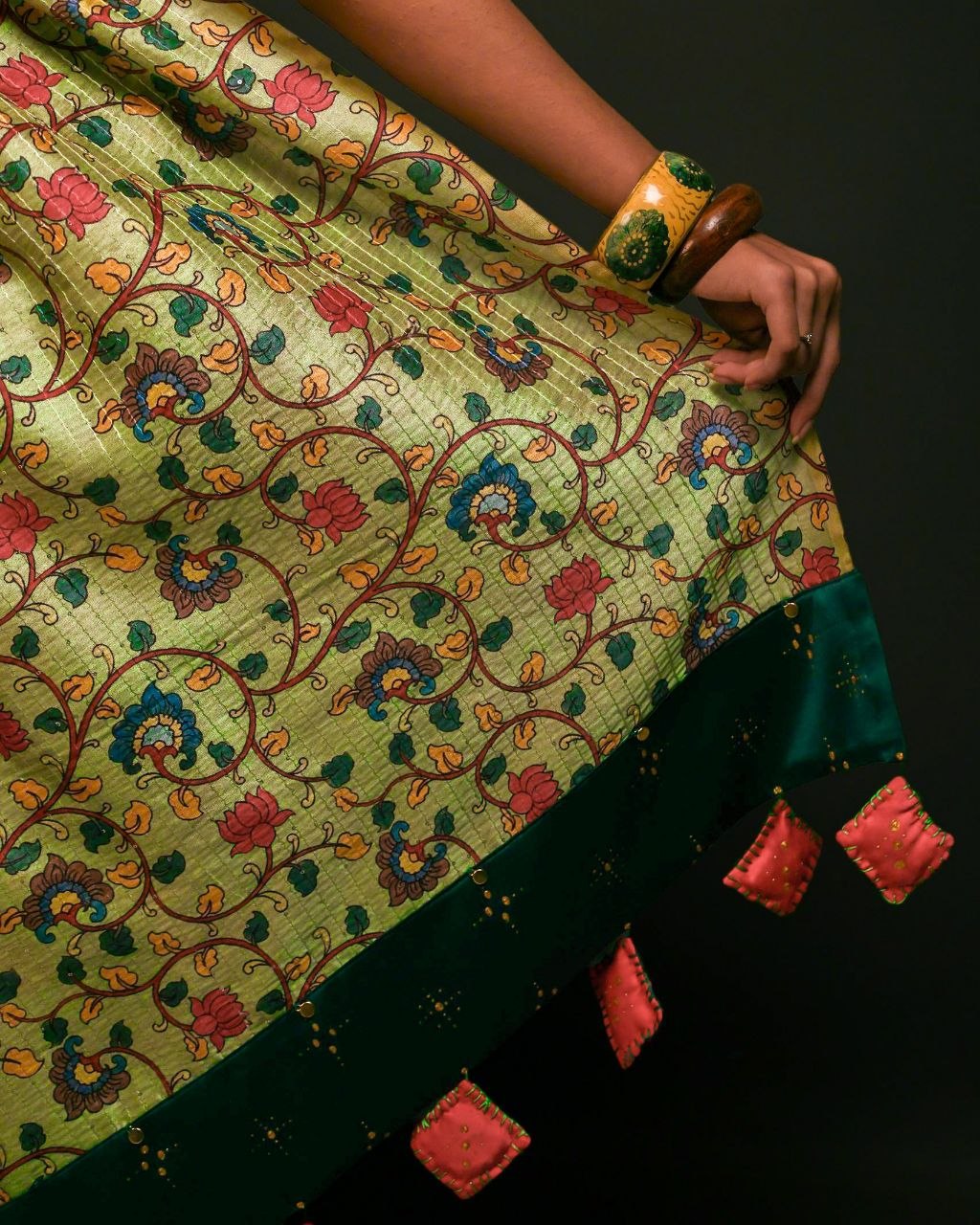 Bagh Bagh Pant Saree
