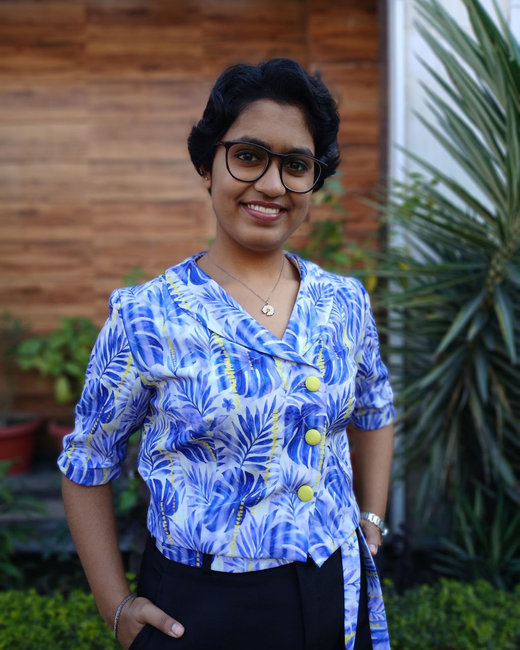 Neeli-Peeli Vest