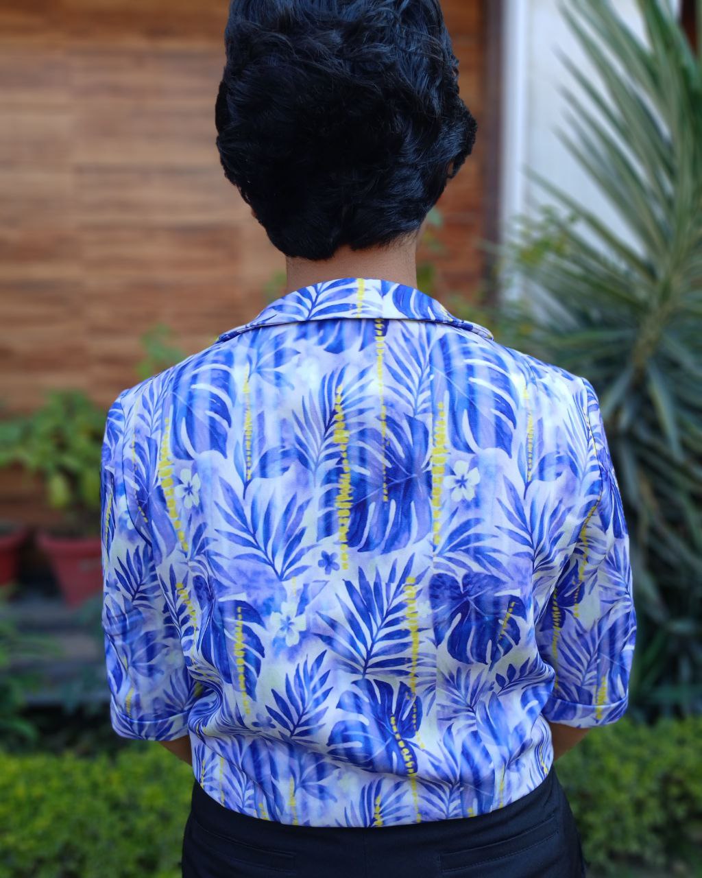 Neeli-Peeli Vest