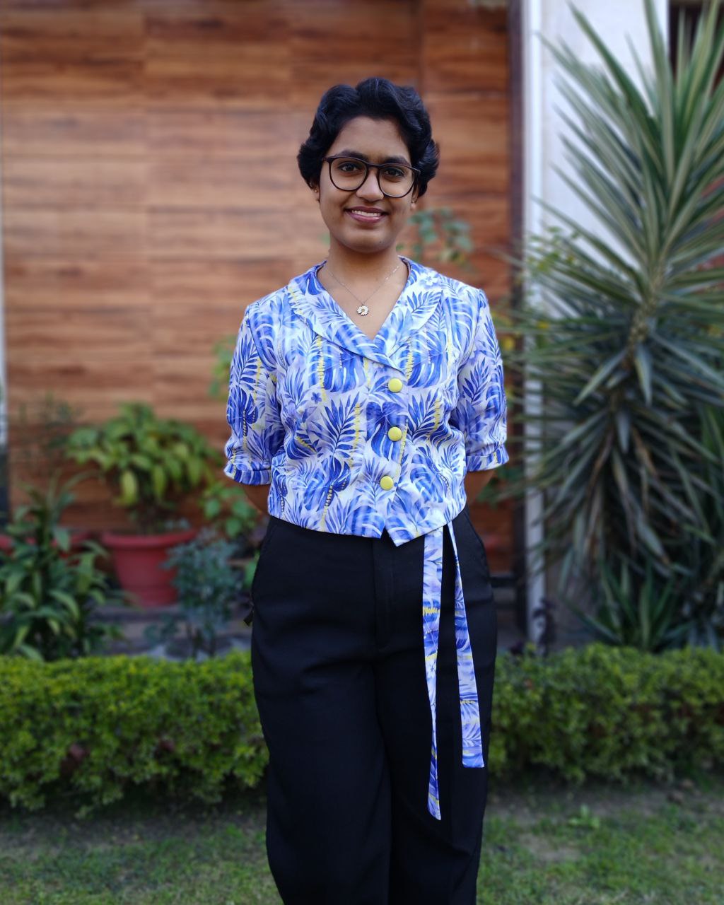 Neeli-Peeli Vest
