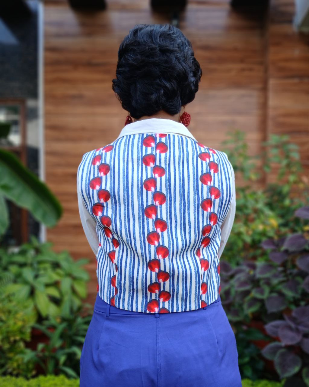 Carmesi Vest
